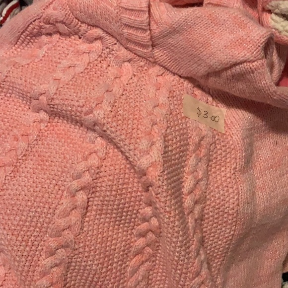 Kids clothes size 4t-5t - Picture 4 of 8